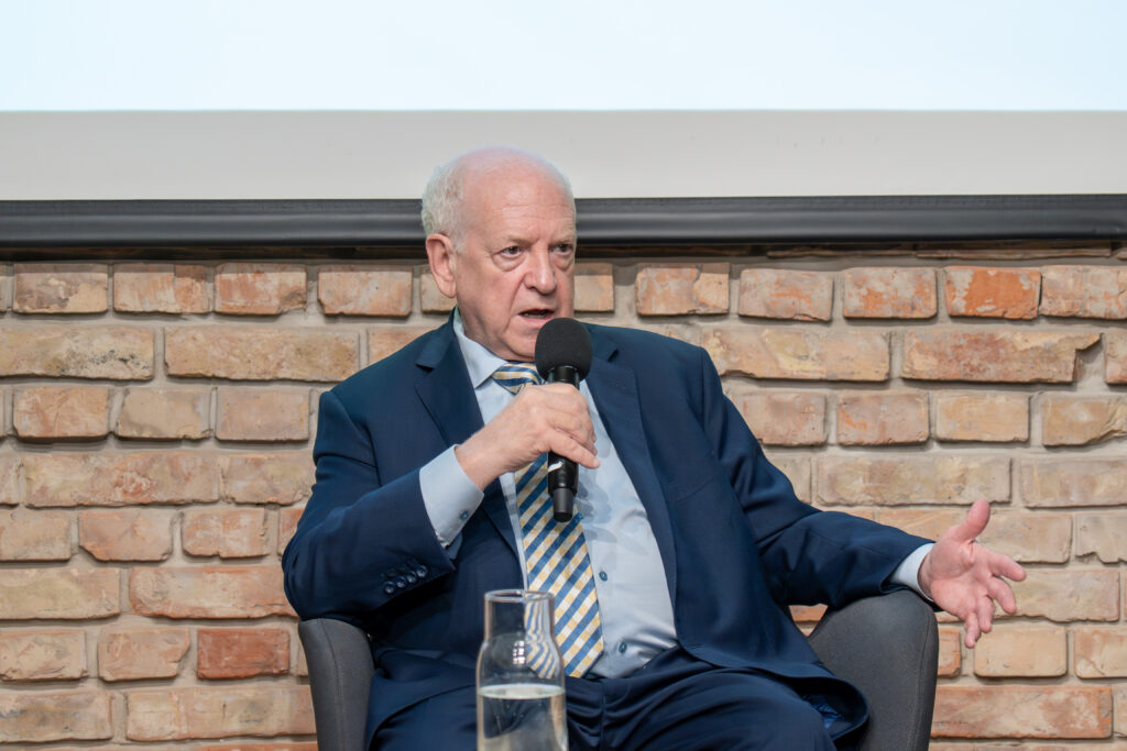 DSC03242 Enhanced NR